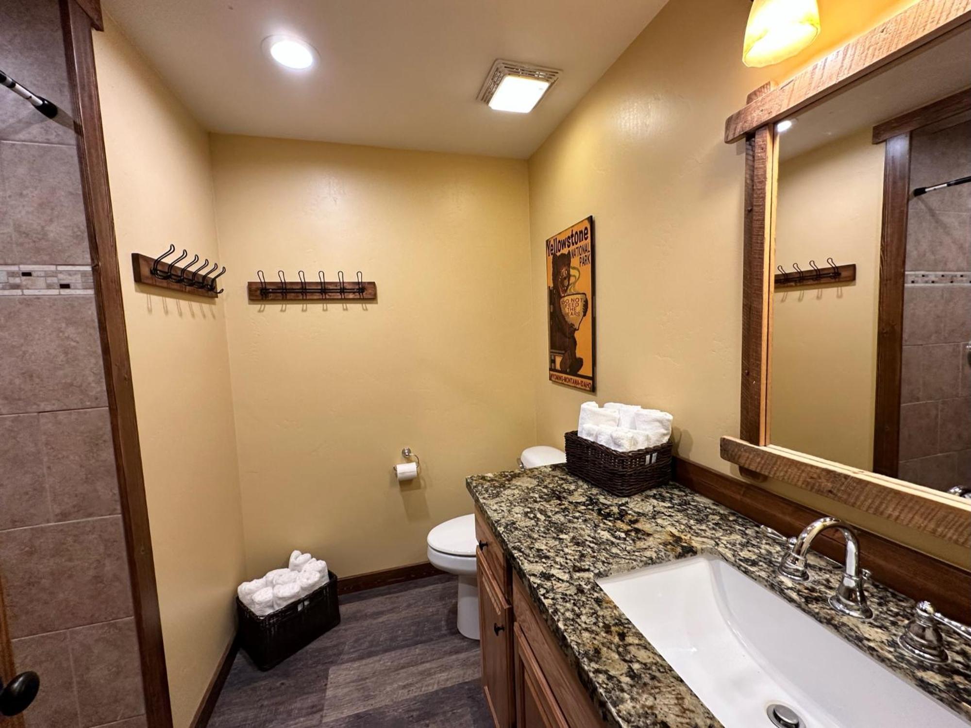 Yellowstone Cabins And Rv West Yellowstone Luaran gambar