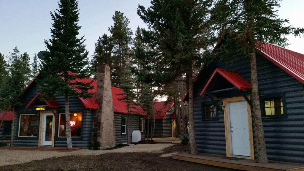 Yellowstone Cabins And Rv West Yellowstone Luaran gambar